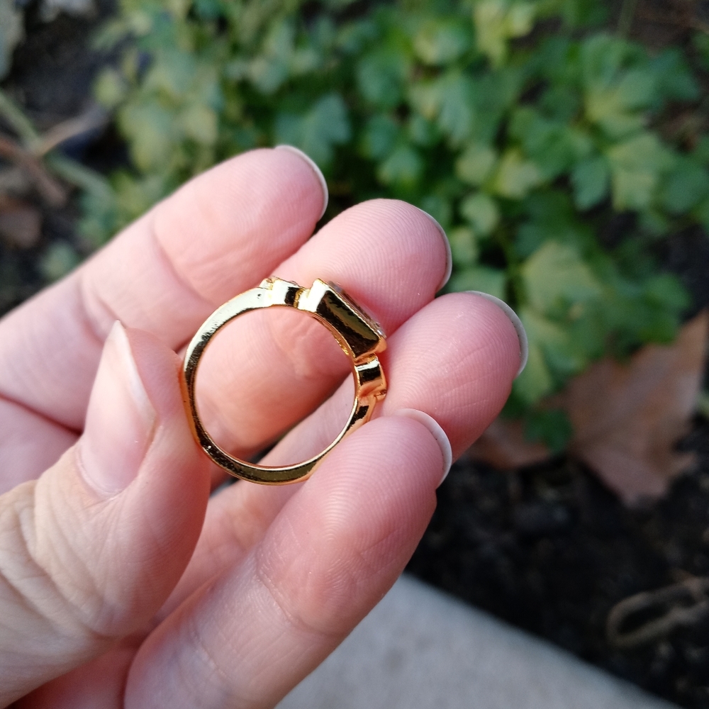 Ring - Picture 5 of 7
